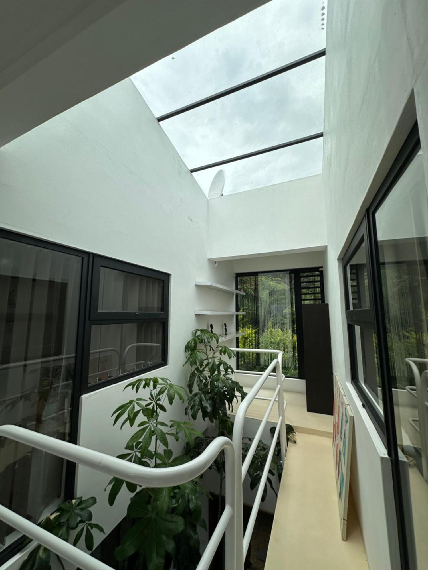 Apartment One Loft Design Rooftop Pool - *