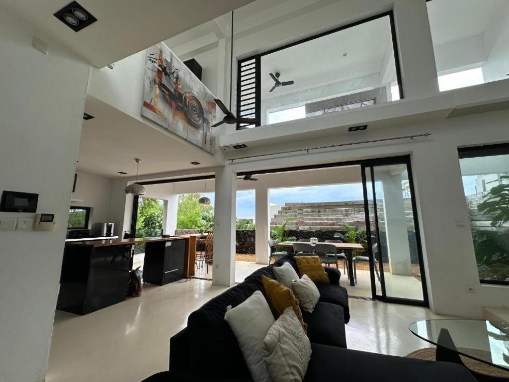 Apartment One Loft Design Rooftop Pool - Riviere Noire